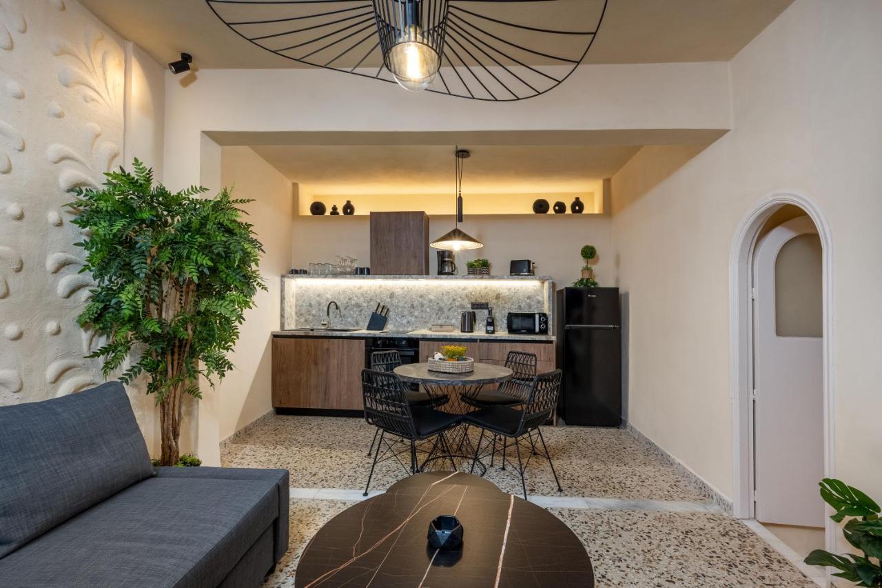 Townhall Apartment Сімі Екстер'єр фото